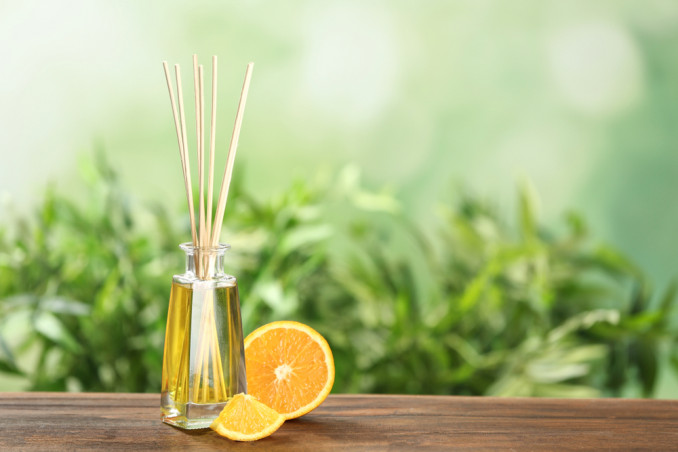 How To Make A Home Fragrance Using Oranges And Spices